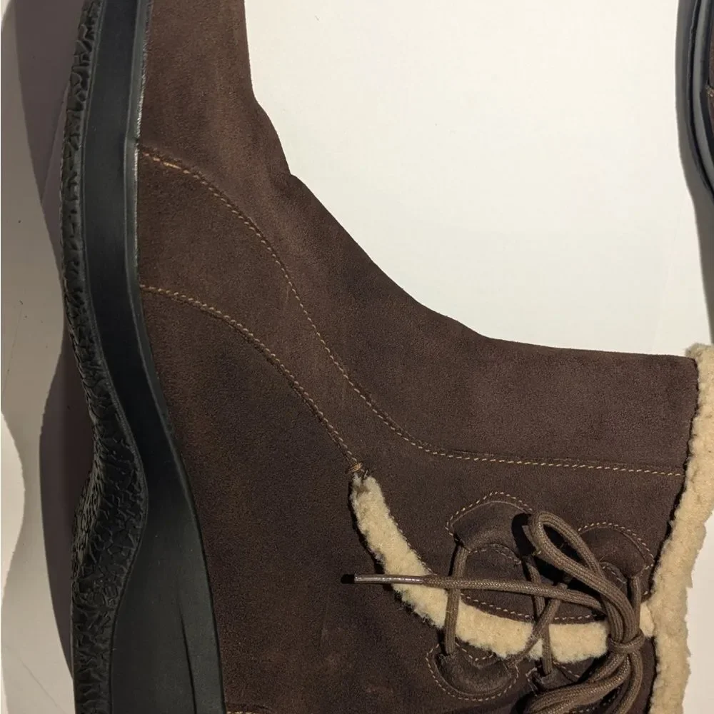 Clarks Angie Madi Brown Suede Ankle Boots - Size 9